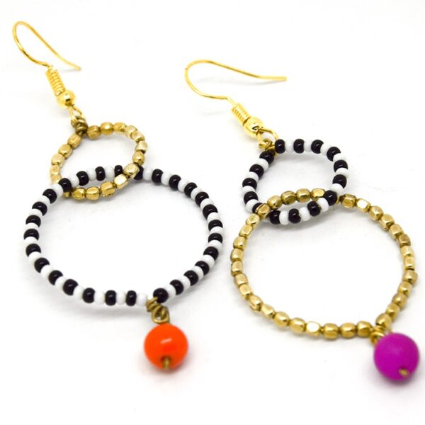 Asymetrical zebra earrings - Image 3